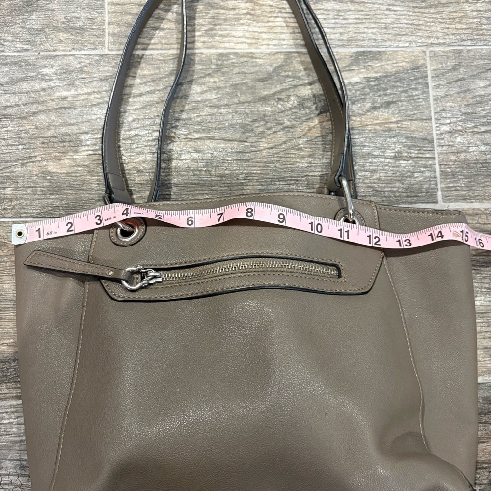 Chaps Faux Leather Brown Shoulder Bag Classic Preppy Zip - Picture 6 of 6